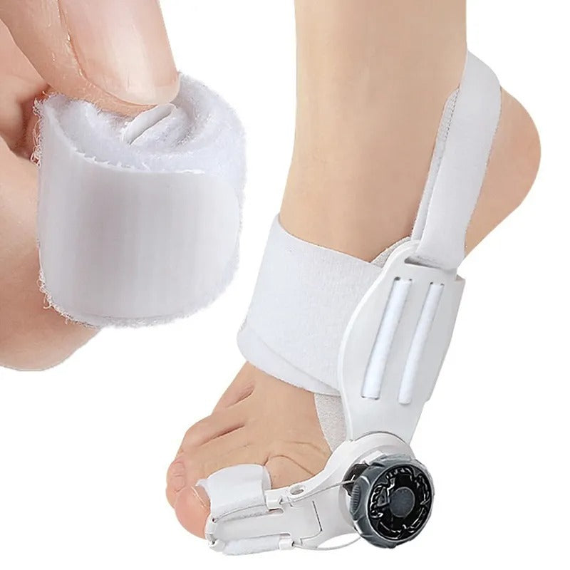 Adjustable straps on the bunion splint